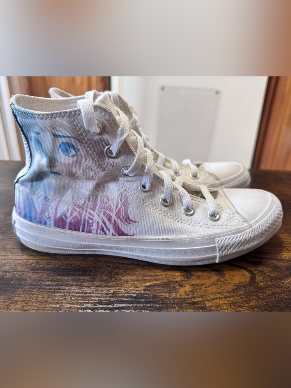 Converse Chuck Taylor All Star Disney Frozen Elsa High Top Sneakers Size Women 7